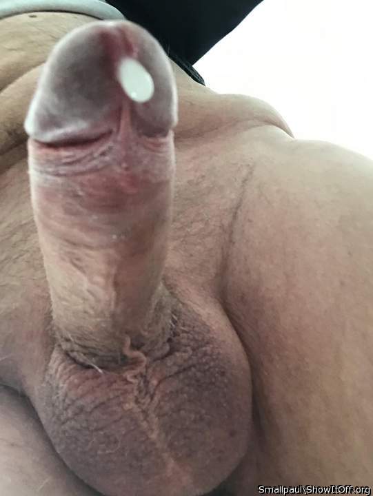 Love to be sucking your dick when you cum and swallow all yo