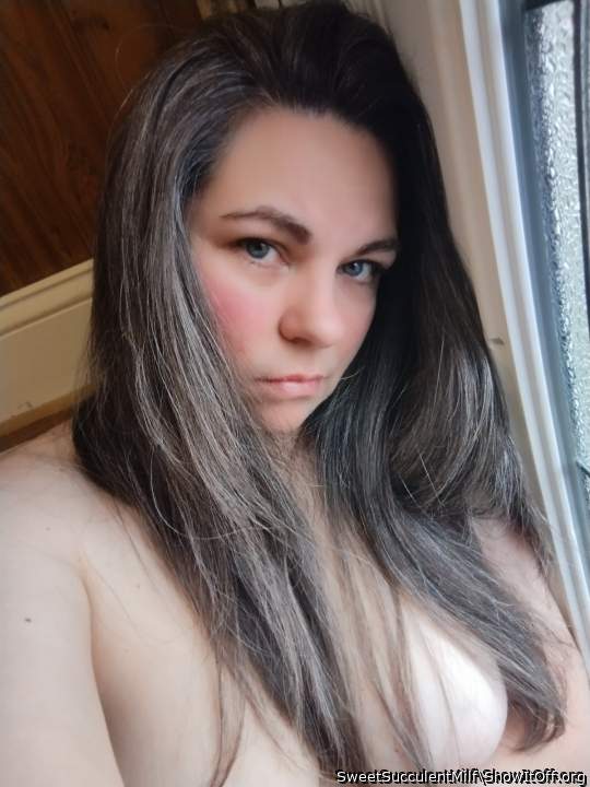 Adult image from SweetSucculentMilf