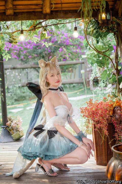 Adult image from abg_shorty