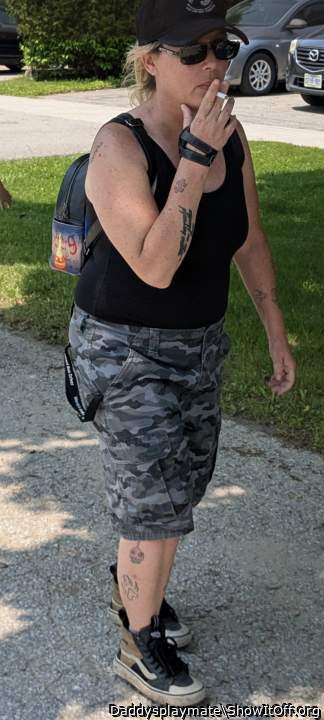 Adult image from Daddysplaymate