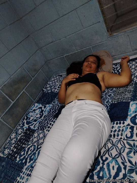 Wife getting ready to show you her self naked