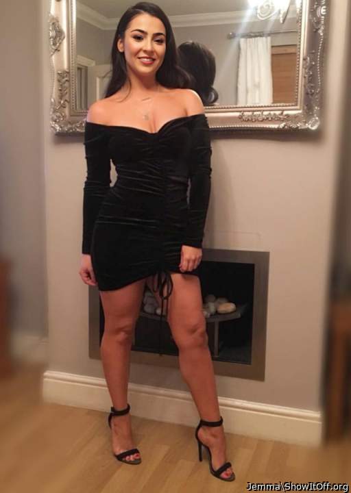 Smoking hot, stunning and so beautiful.

    