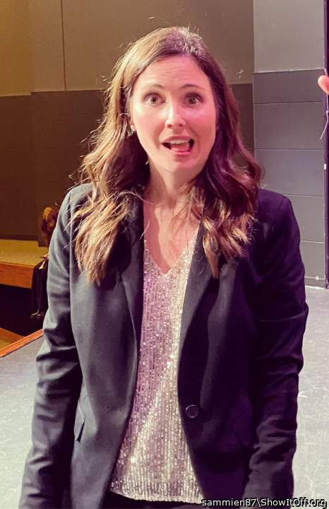 Somebody cover my goofy face already!