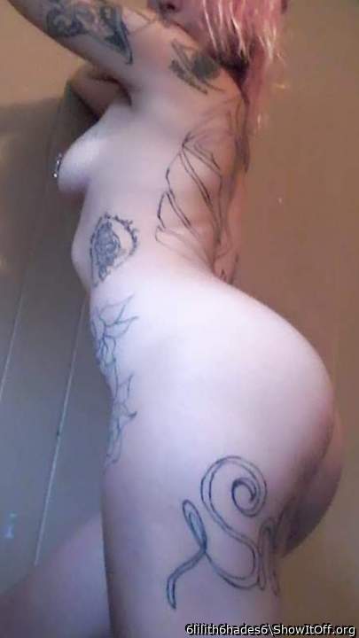 Photo of ass from 6lilith6hades6