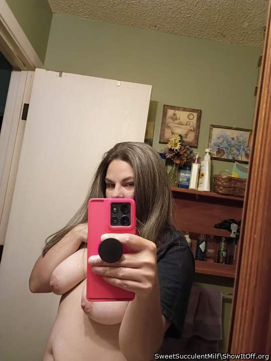 Beautiful, let me bend you over that sink