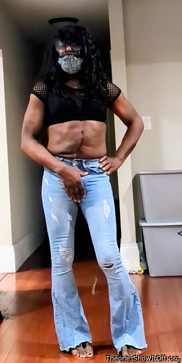 I'm a 100%CD, a man that dresses up like a bitch and looks hot