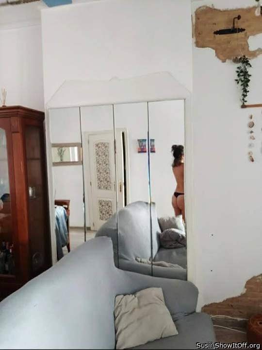 Photo of bottom from Susii