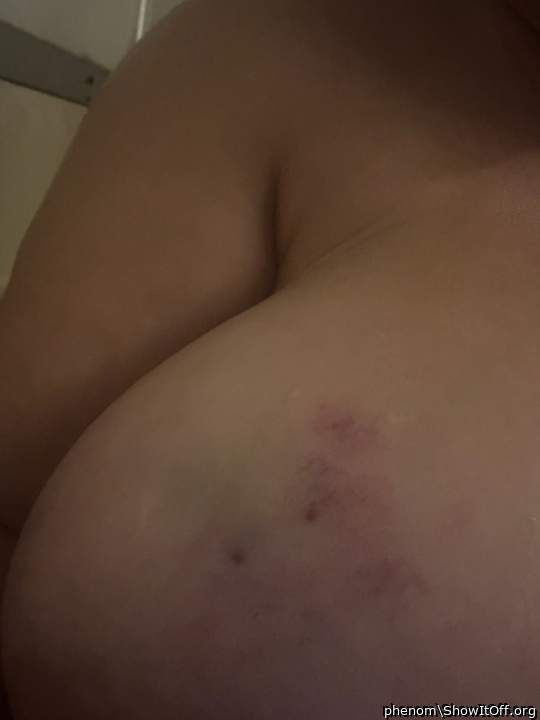 Photo of bust from phenom