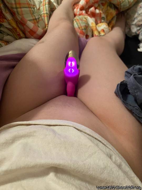 Adult image from Daphne