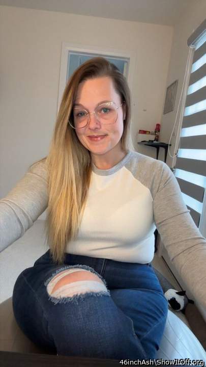 Stunning, wish i could pleasure your sensual body