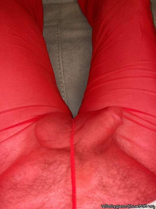 love your dick in this sexy red pants 