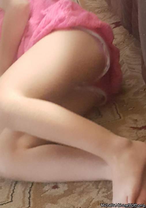 I wanna kneel down in front of your ass, slide those shorts 