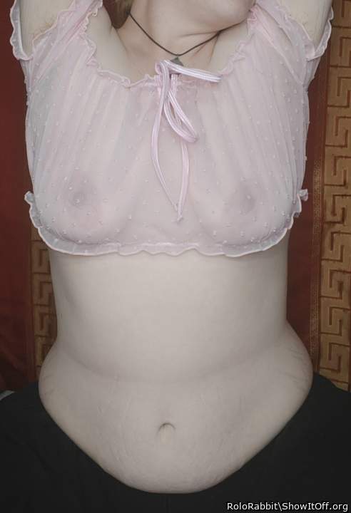 What a body! Love how soft ur skin looks! Love to feel up ur