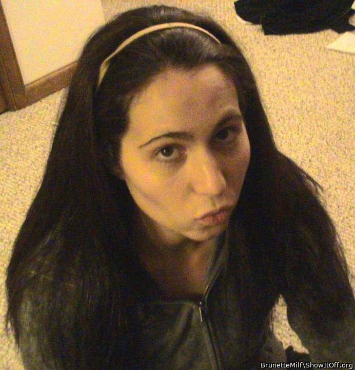 Adult image from BrunetteMilf
