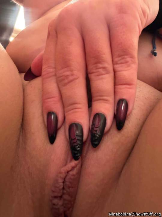 Perfect nails .