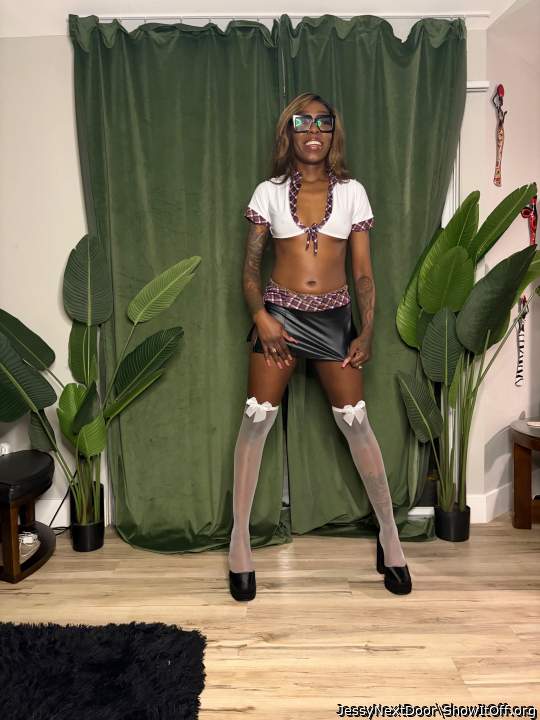 Adult image from JessyNextDoor