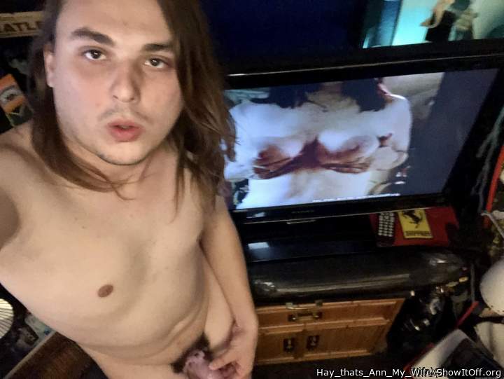 WoW! RogerWatts has My Wife ''Topless'' on his Screen, ''Lucky''