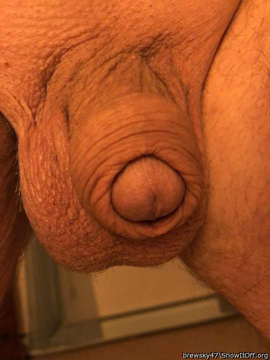 Love to suck that sexy soft dick