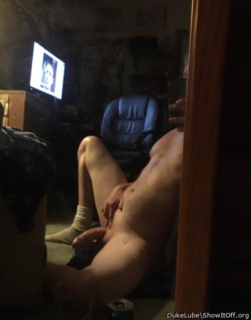 Love to get down and suck a load from your hot thick cock 