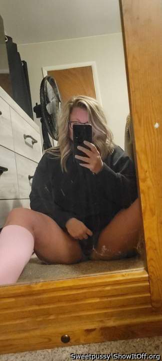 Adult image from Sweetpussy