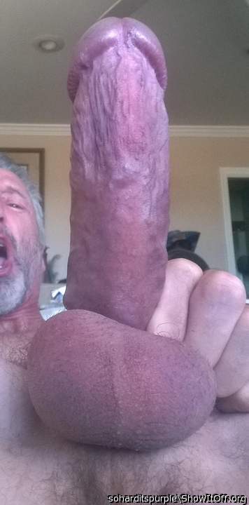 I'm hungry to suck that cock off for you 