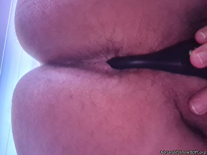 My tongue wants to cut in. Mmmmmm