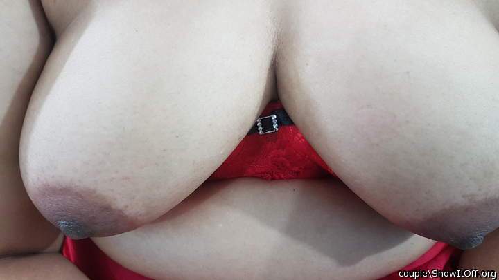 Love those tits   