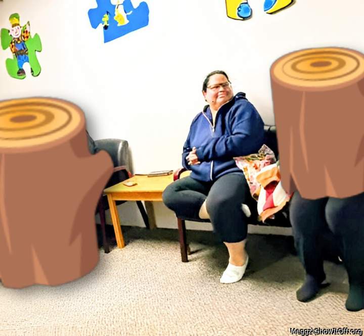 thick thighs do u like?