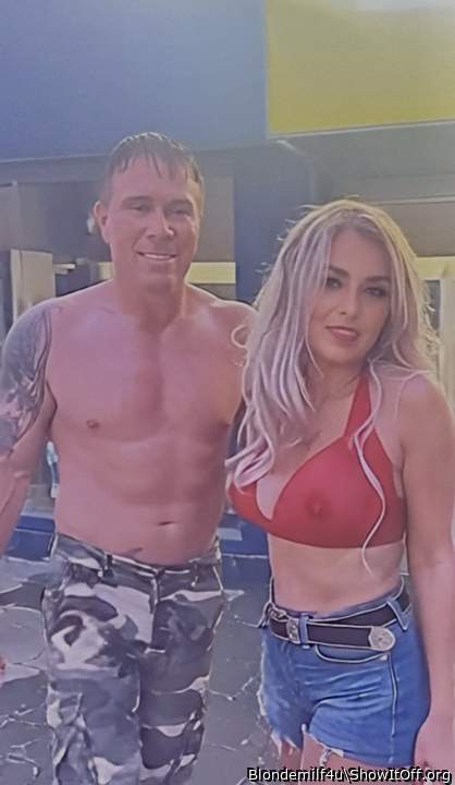 Fun on the 80�s cruise!🚢